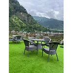 La Serene Valley Resort By Dls Hotels